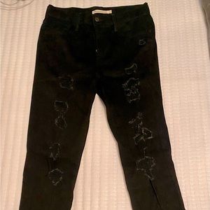 Levi’s Ripped jeans